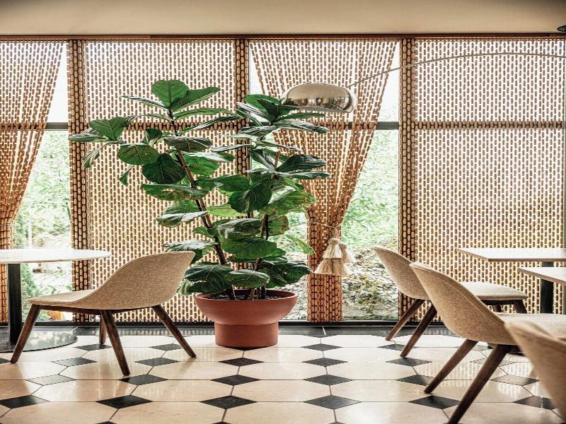 Hotel Le Mosaa Que image