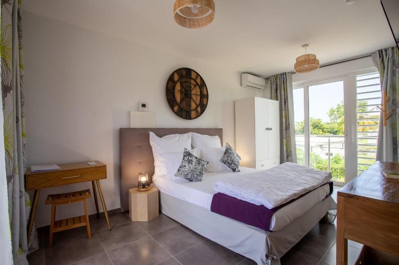 Ha Tel Guadeloupe Palm Suites image