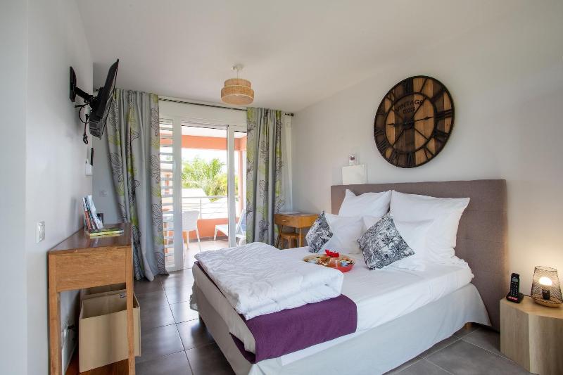 Ha Tel Guadeloupe Palm Suites image