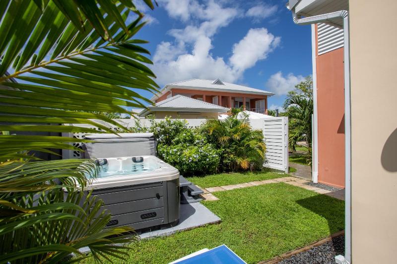 Ha Tel Guadeloupe Palm Suites image