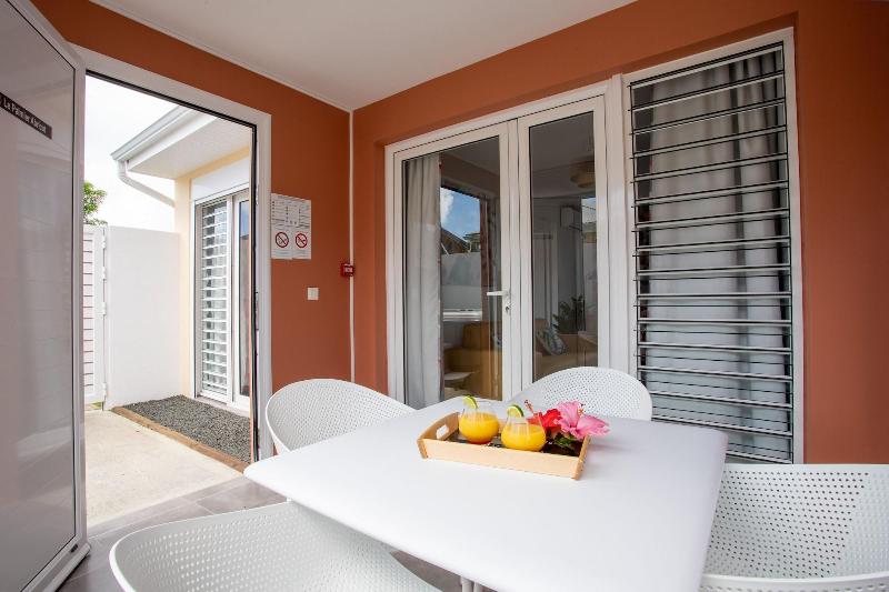Ha Tel Guadeloupe Palm Suites image