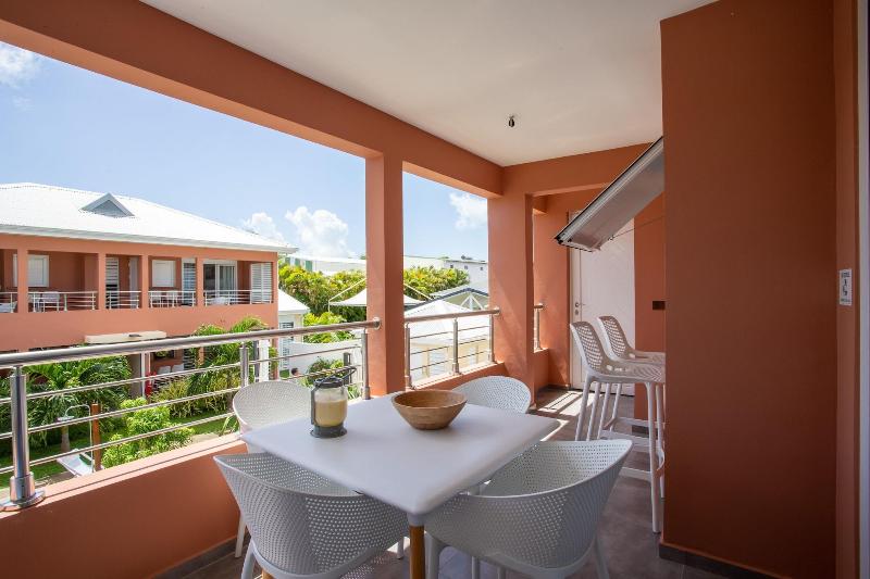 Ha Tel Guadeloupe Palm Suites image