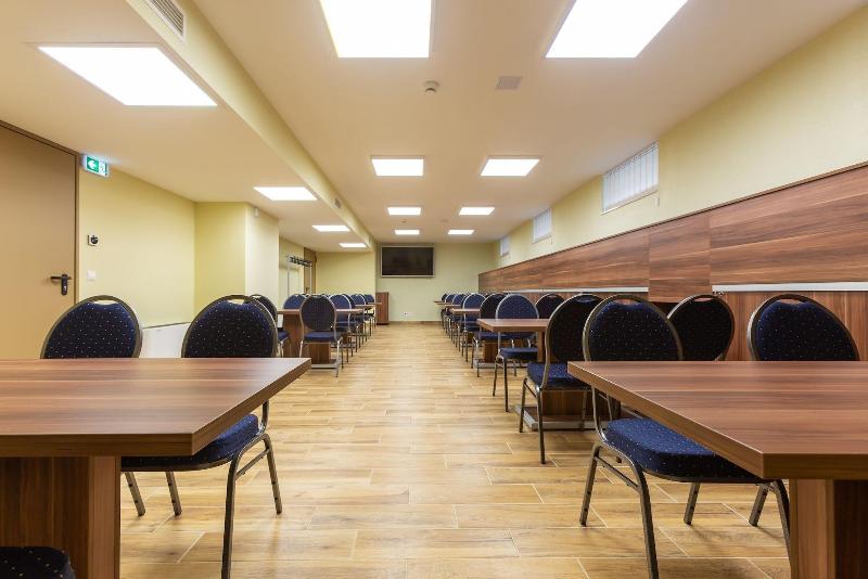 Hostel Mayer Superior Veszpra M image