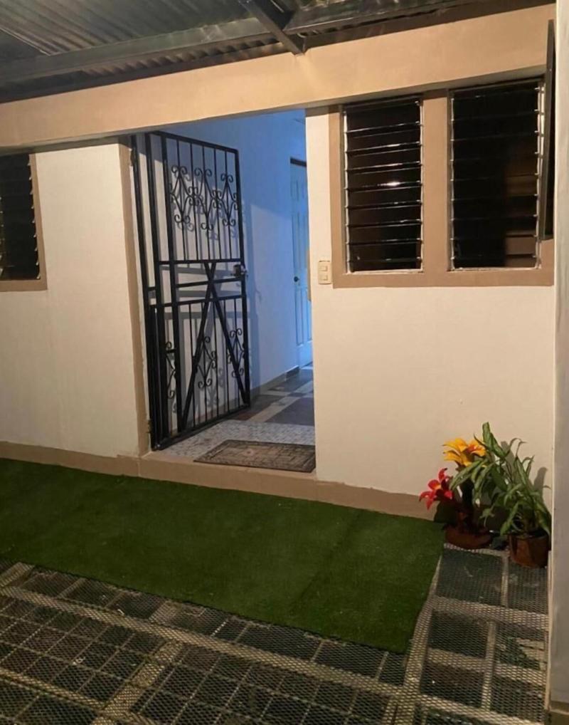 Hostal Claros image