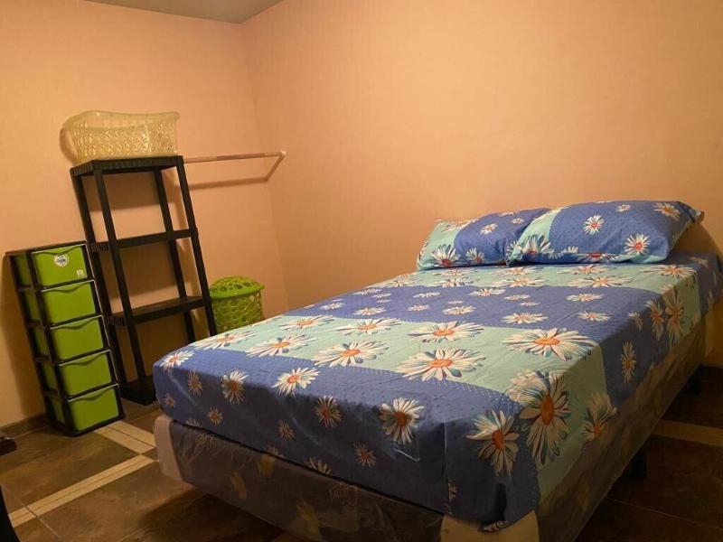 Hostal Claros image