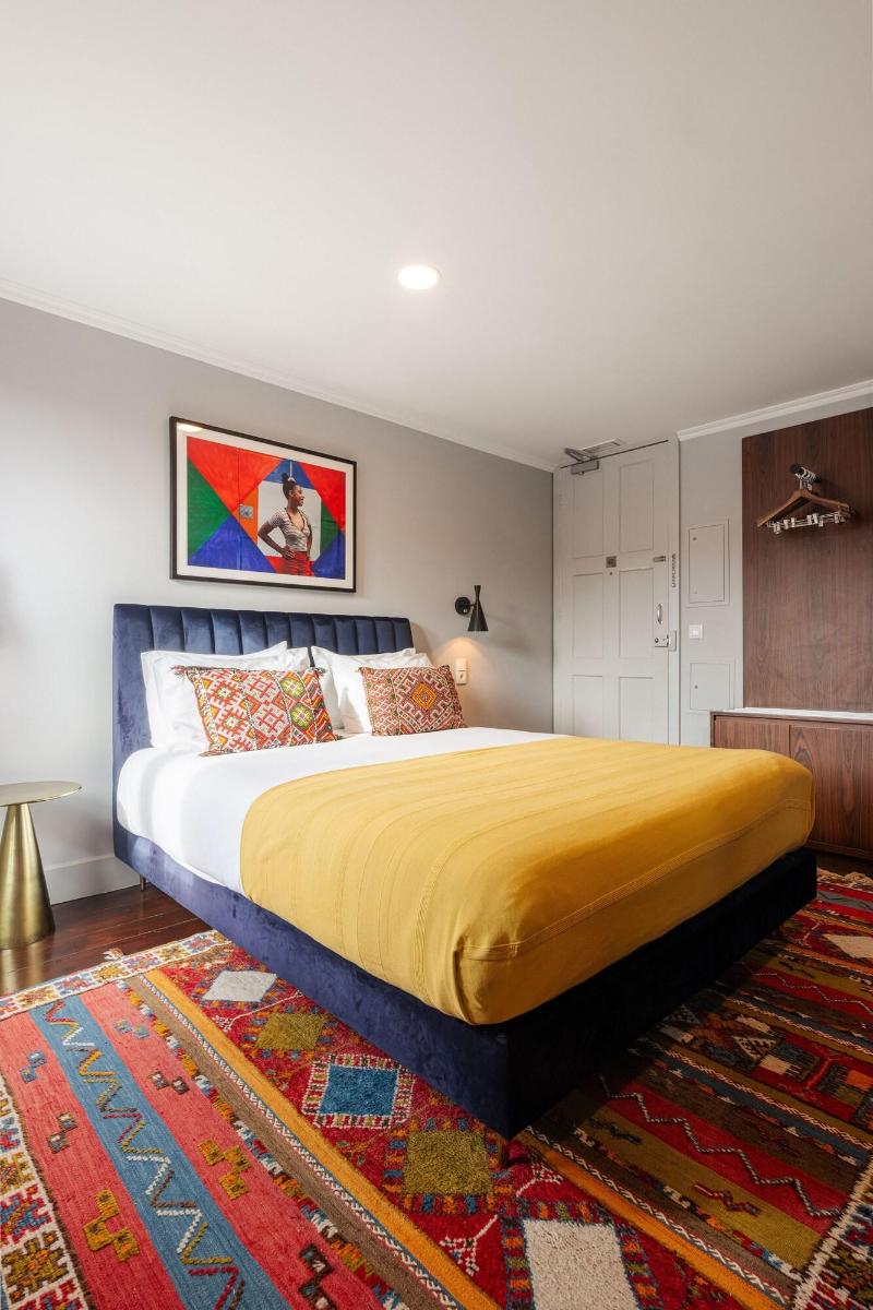 Utopian Hotel image