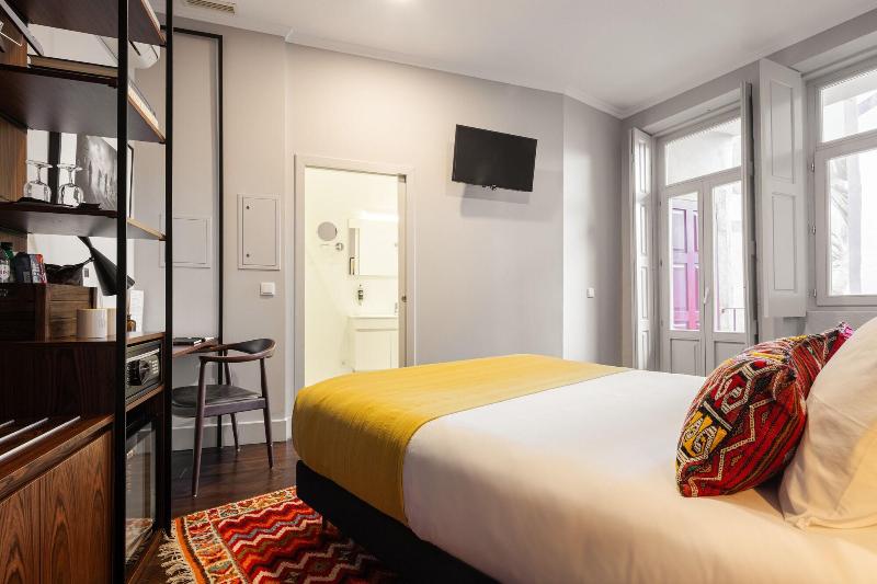 Utopian Hotel image