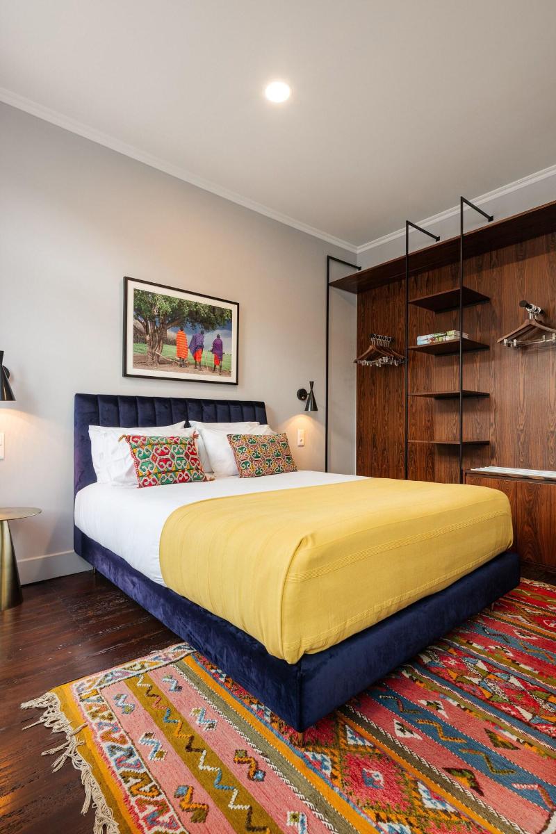 Utopian Hotel image