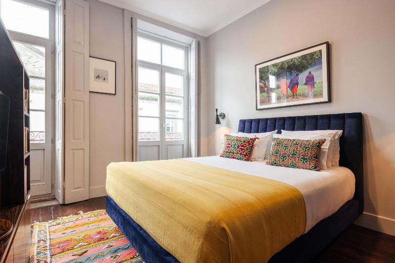 Utopian Hotel image
