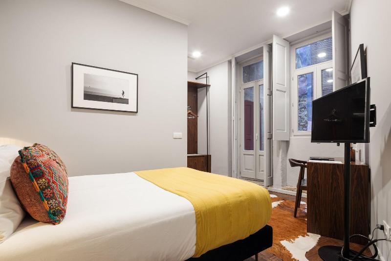Utopian Hotel image