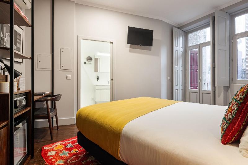 Utopian Hotel image