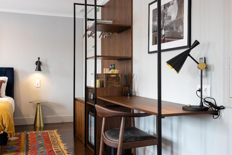 Utopian Hotel image