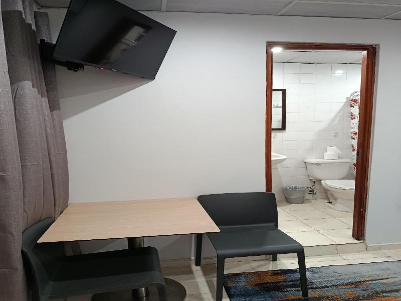 Hostal La Cigarra image
