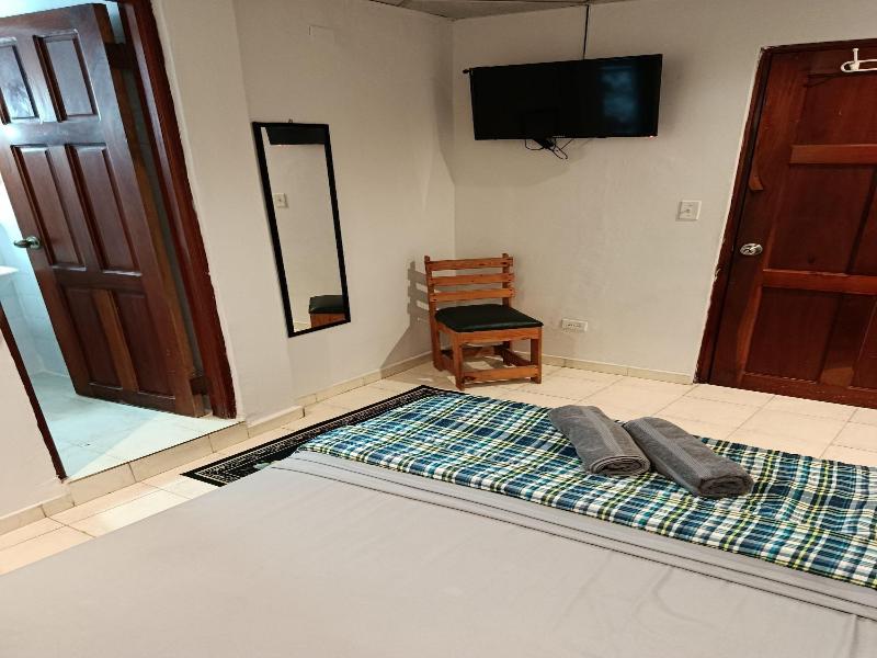 Hostal La Cigarra image