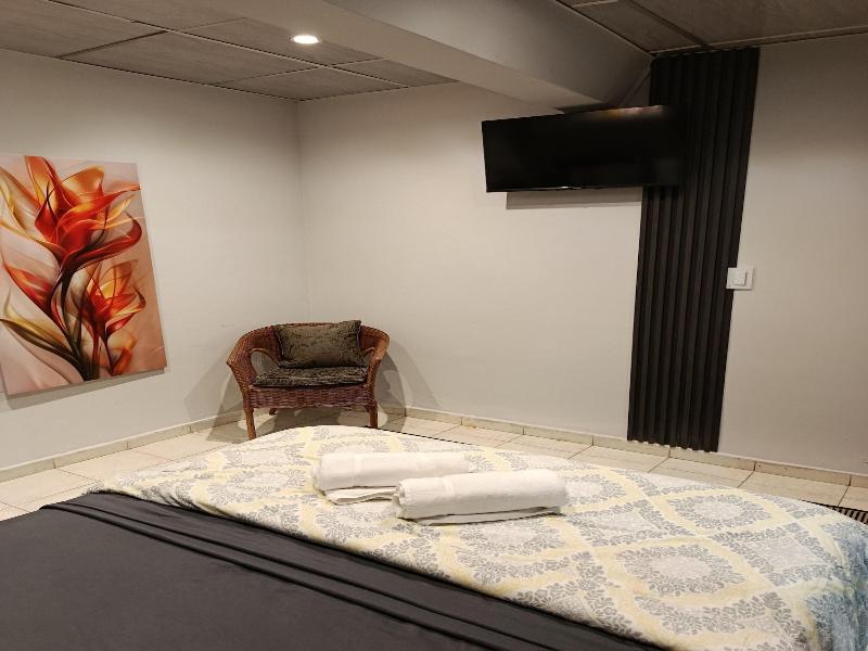 Hostal La Cigarra image