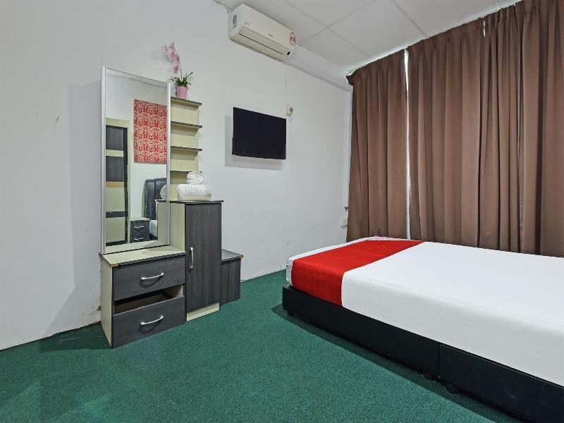 90631 Syahirah Hotel image
