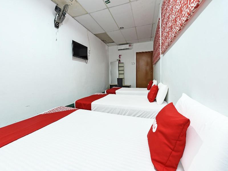 90631 Syahirah Hotel image