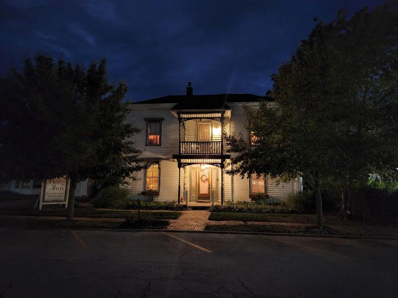 Hawthorne Inn image