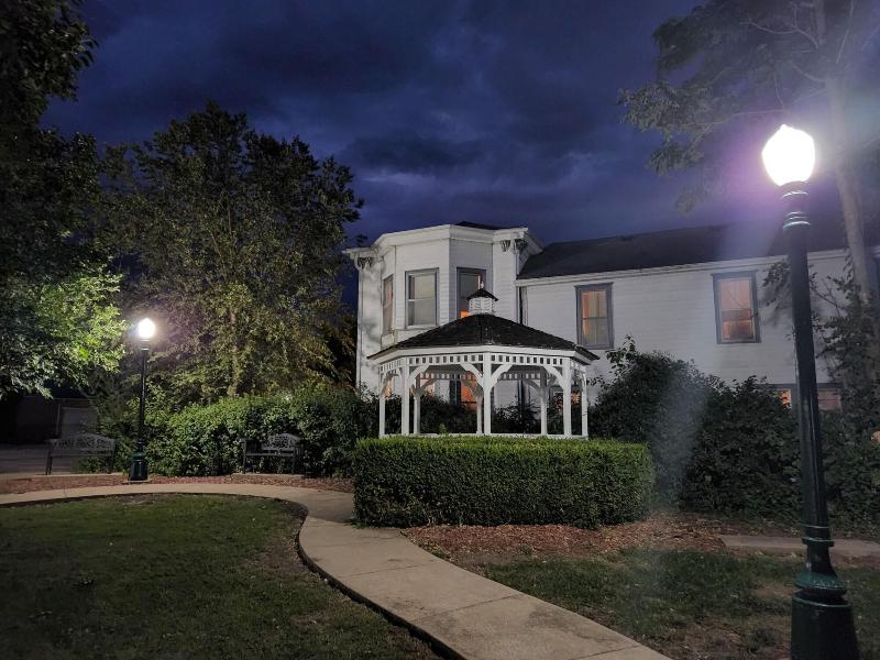 Hawthorne Inn image