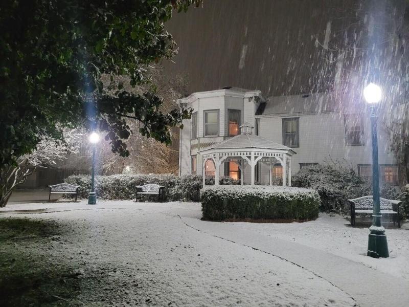 Hawthorne Inn image