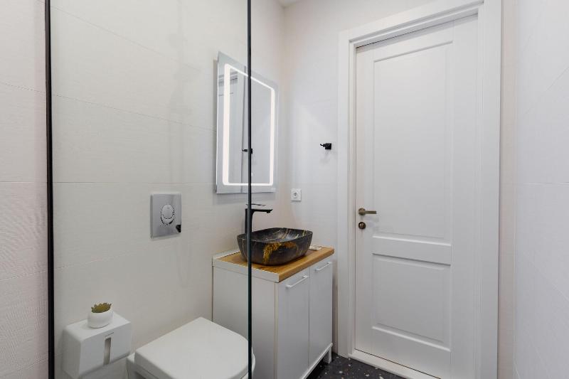 Next Orange Hotel image