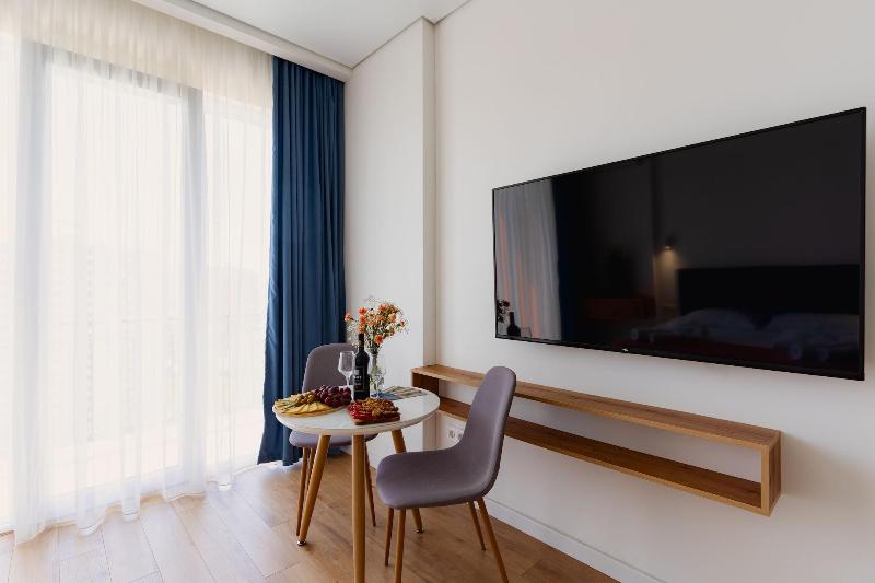 Next Orange Hotel image