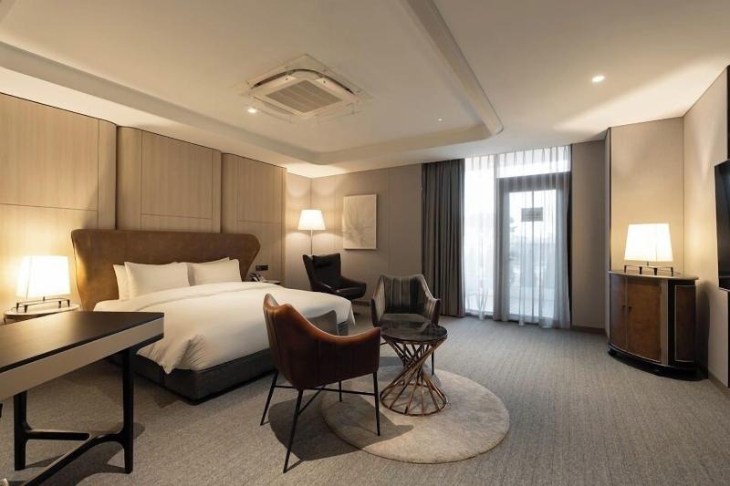 The May Hotel image