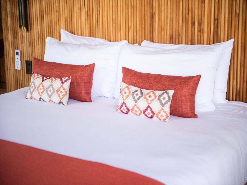 Hotel Suitree image