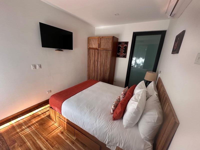 Hotel Suitree image