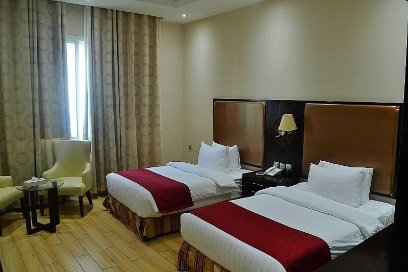 Palm Inn image