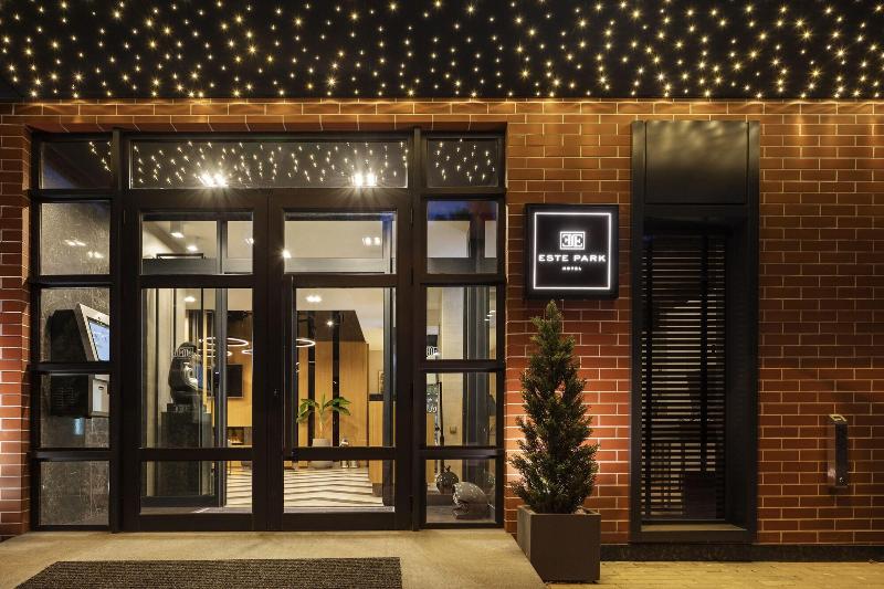 Este Park Hotel image