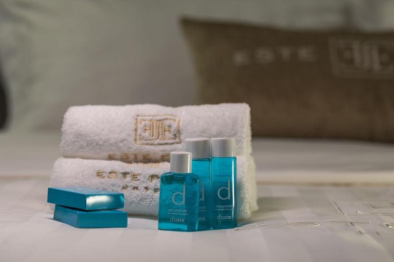 Este Park Hotel image