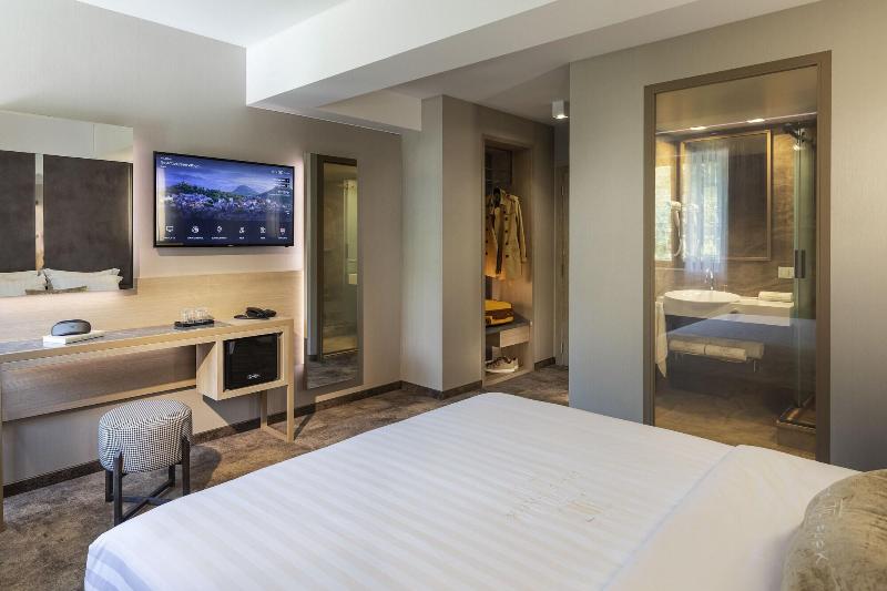 Este Park Hotel image
