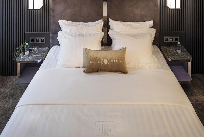 Este Park Hotel image
