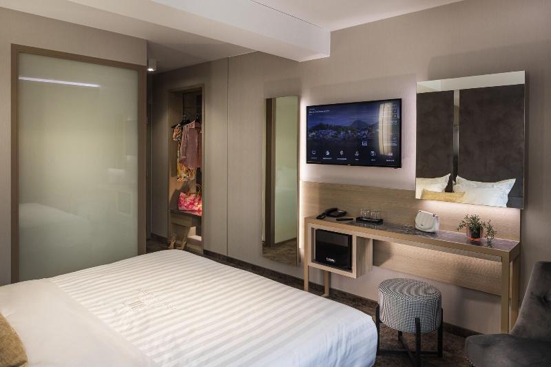 Este Park Hotel image