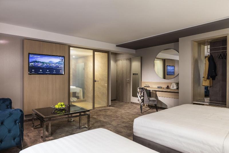 Este Park Hotel image