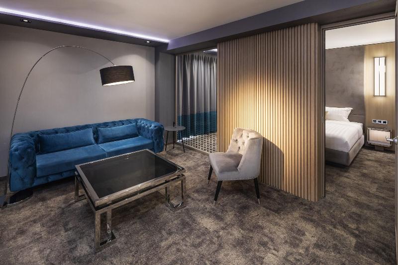 Este Park Hotel image
