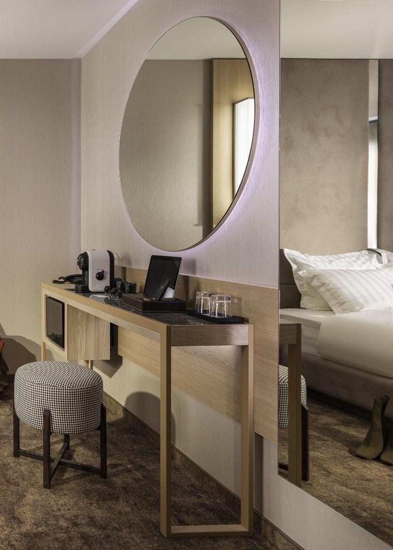 Este Park Hotel image