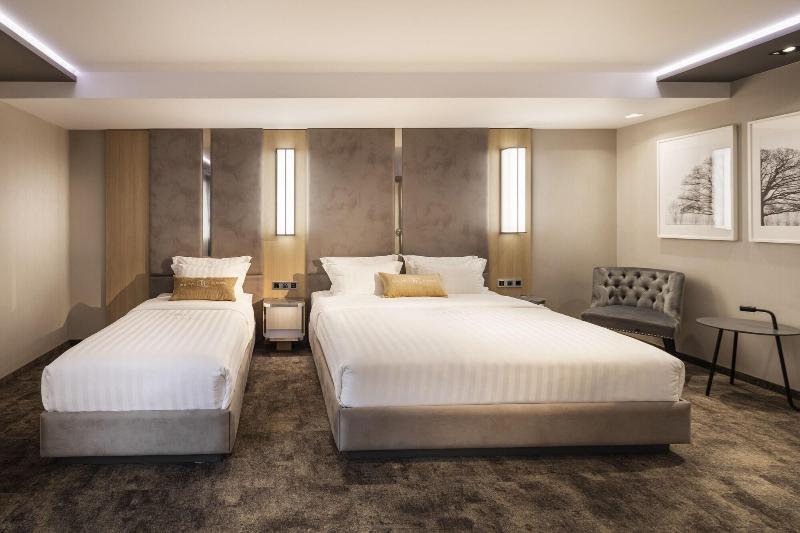Este Park Hotel image