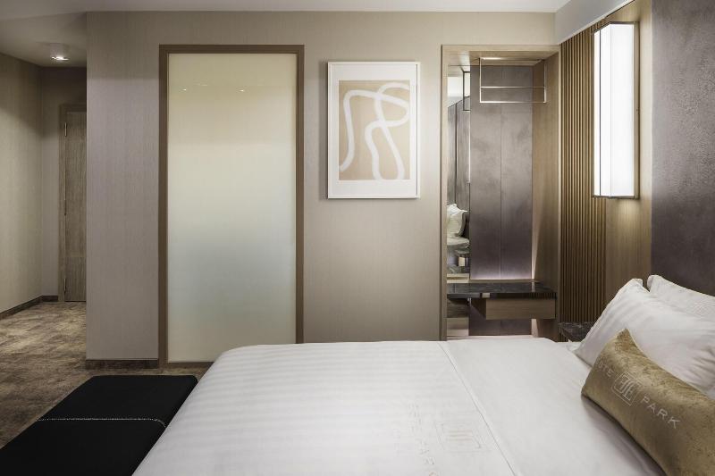 Este Park Hotel image