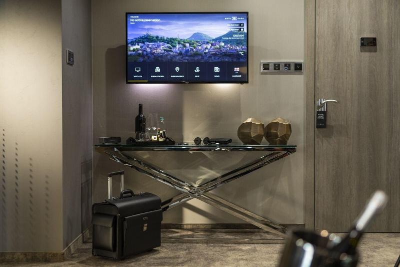Este Park Hotel image