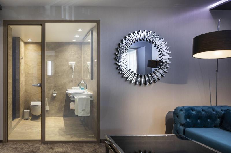 Este Park Hotel image