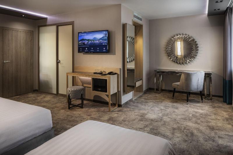 Este Park Hotel image