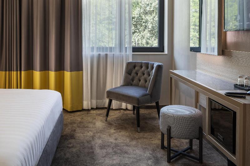 Este Park Hotel image