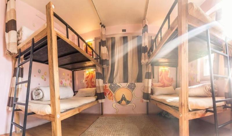 Wanderthirst Hostel image