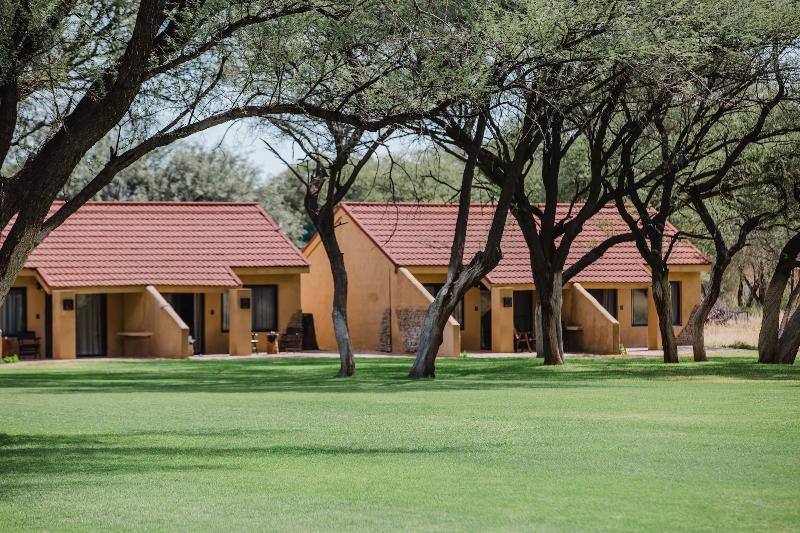 Okapuka Safari Lodge image
