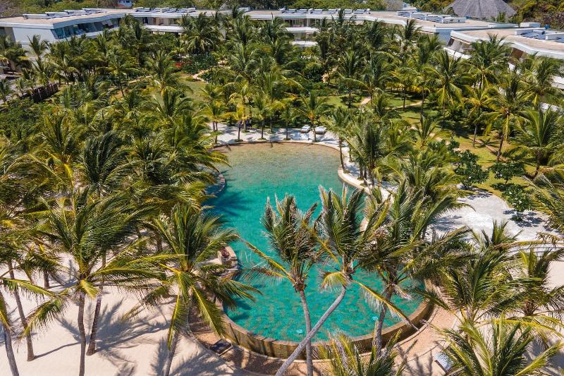 Billionaire Resort And Retreat image
