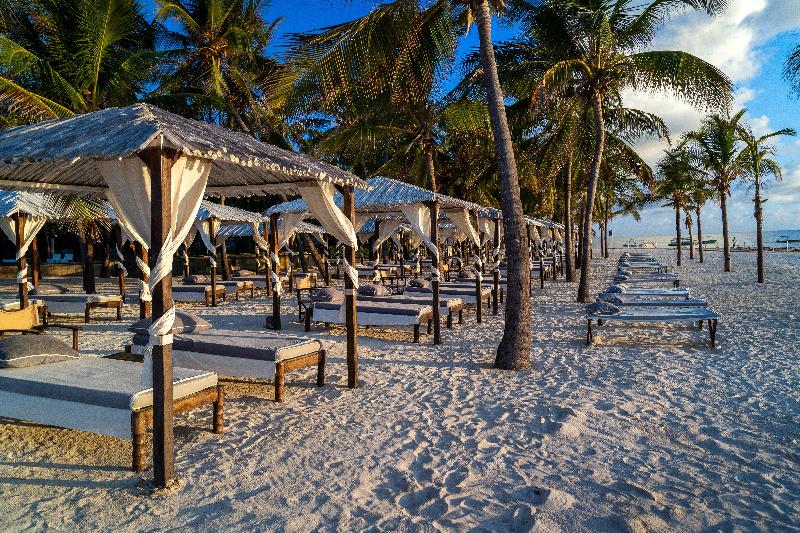 Billionaire Resort And Retreat image