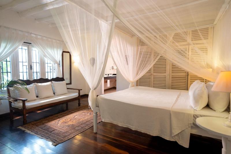 Billionaire Resort And Retreat image