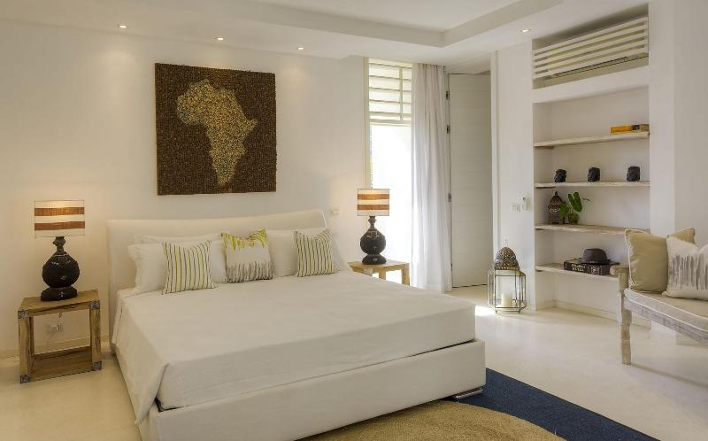 Billionaire Resort And Retreat image